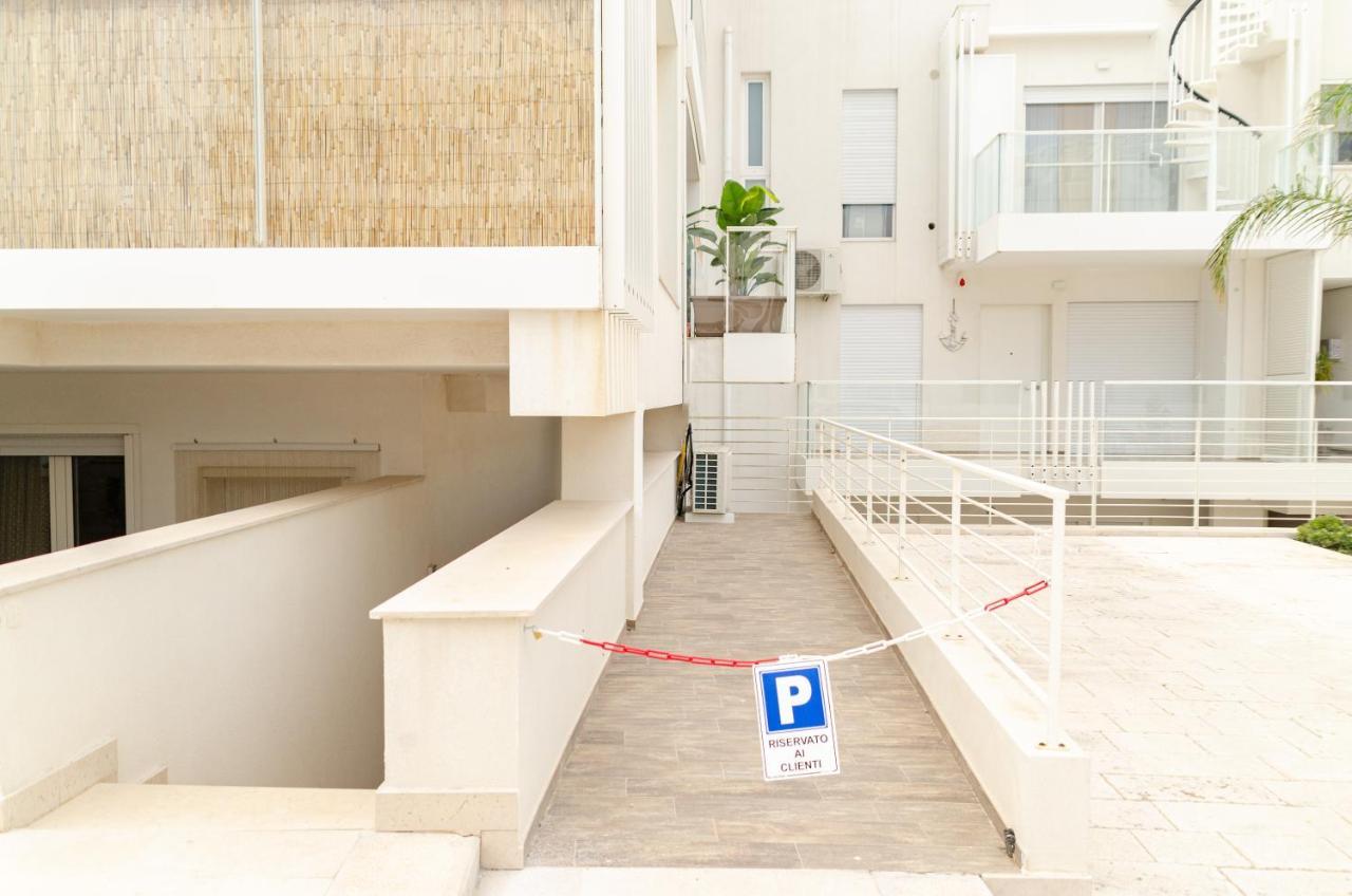 Ferienwohnung Apulialux Polignano High Class / Jacuzzi + Parking Polignano a Mare Exterior foto